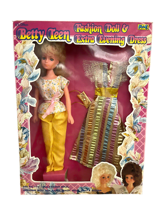 Betty teen Fashion Doll